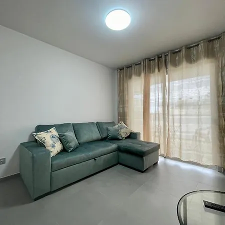 La Tejita Beach & Pool Apartments *