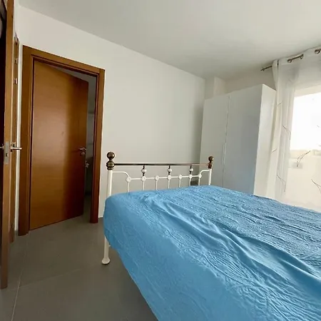 La Tejita Beach & Pool Apartments شقة *