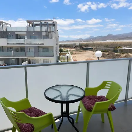 شقة La Tejita Beach & Pool Apartments